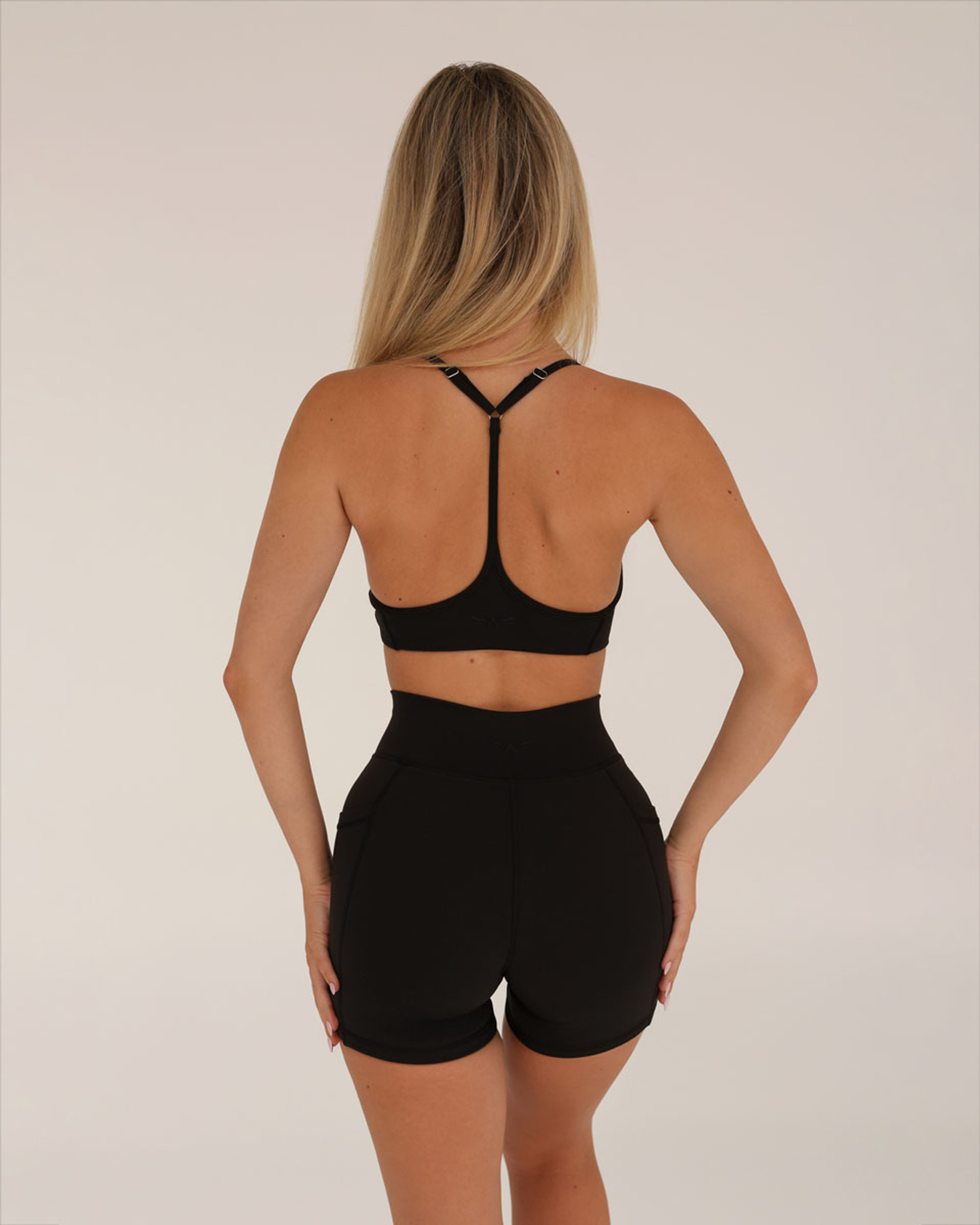 Sun Glow Sport Shorts 4"
