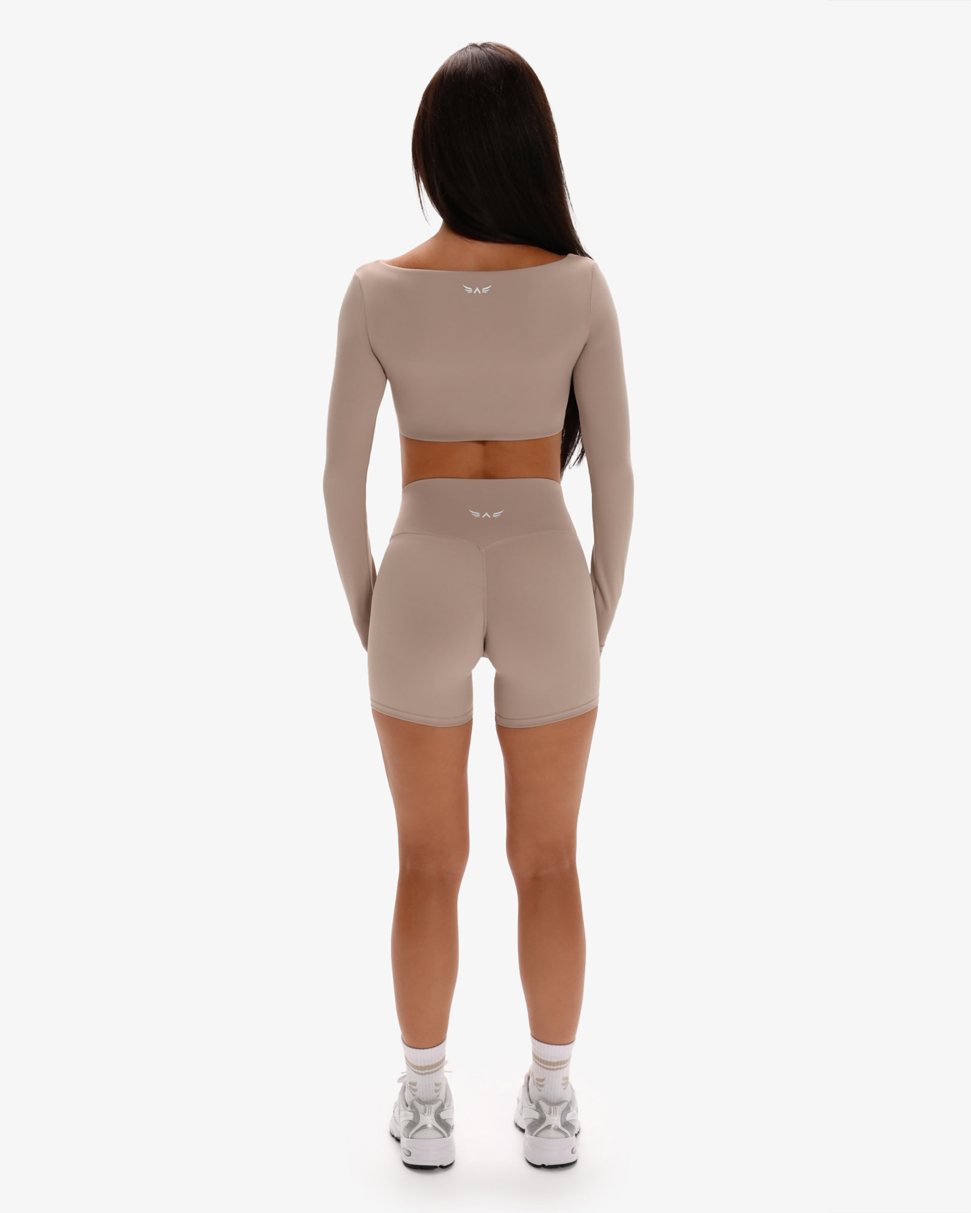 Elysia Glow Motion Shorts 4”