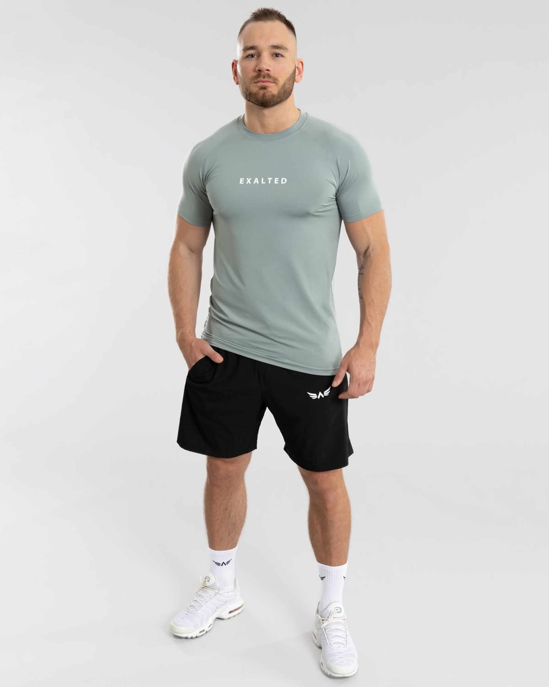 ESSENTIAL AIR Tee