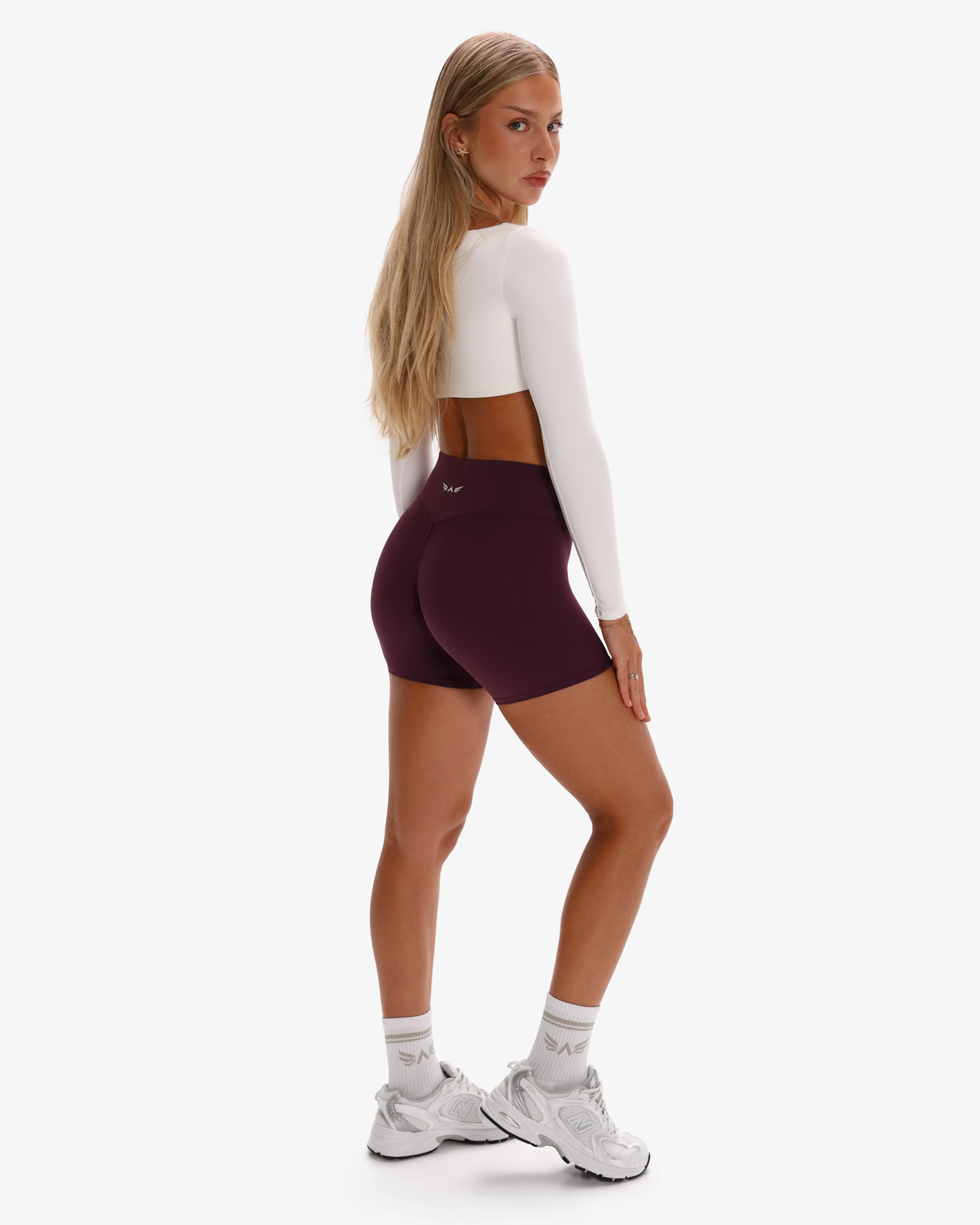 Elysia Glow Motion Shorts 4”