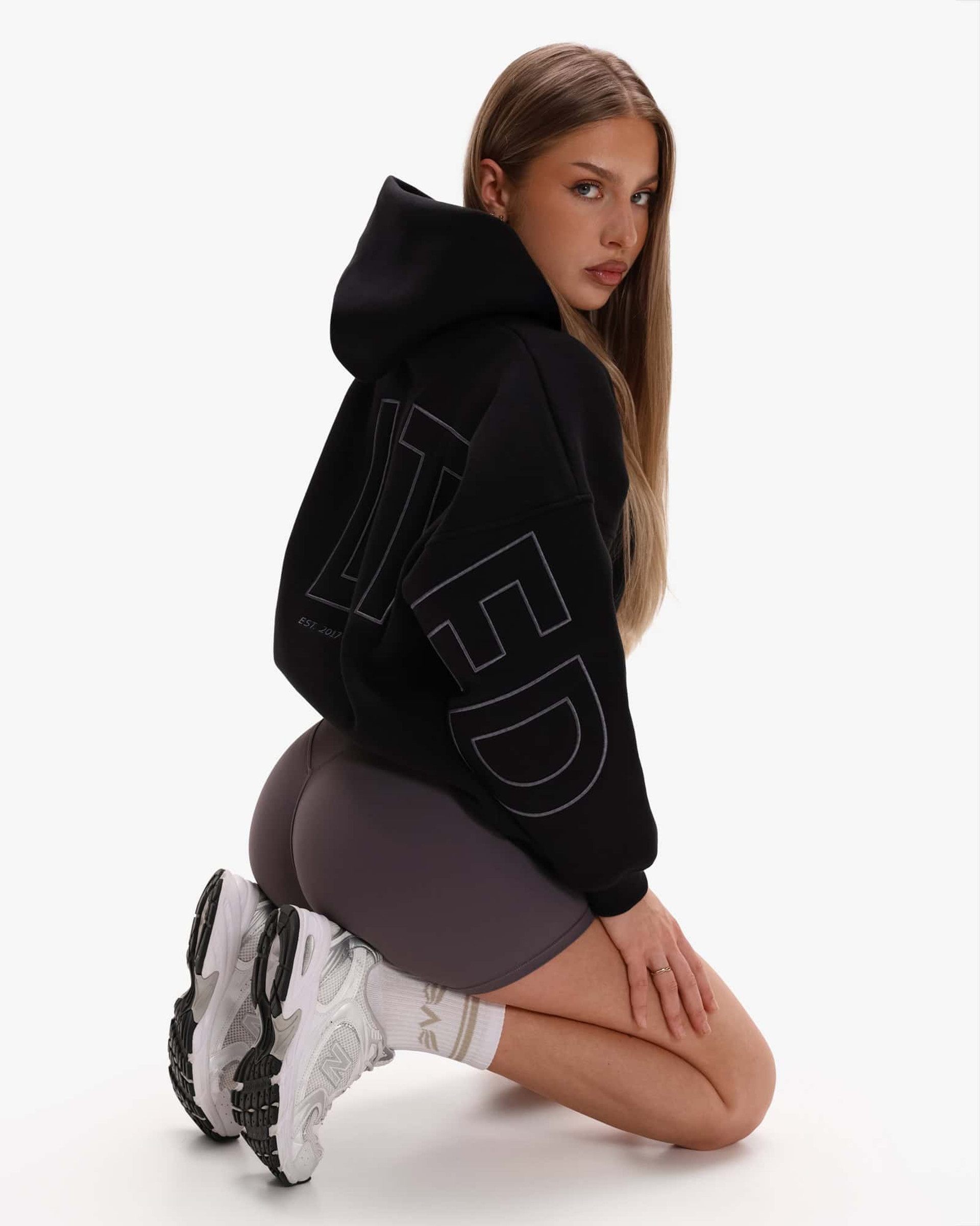 Comfy-Nest™ EMBROIDERED OVERSIZED Hoodie