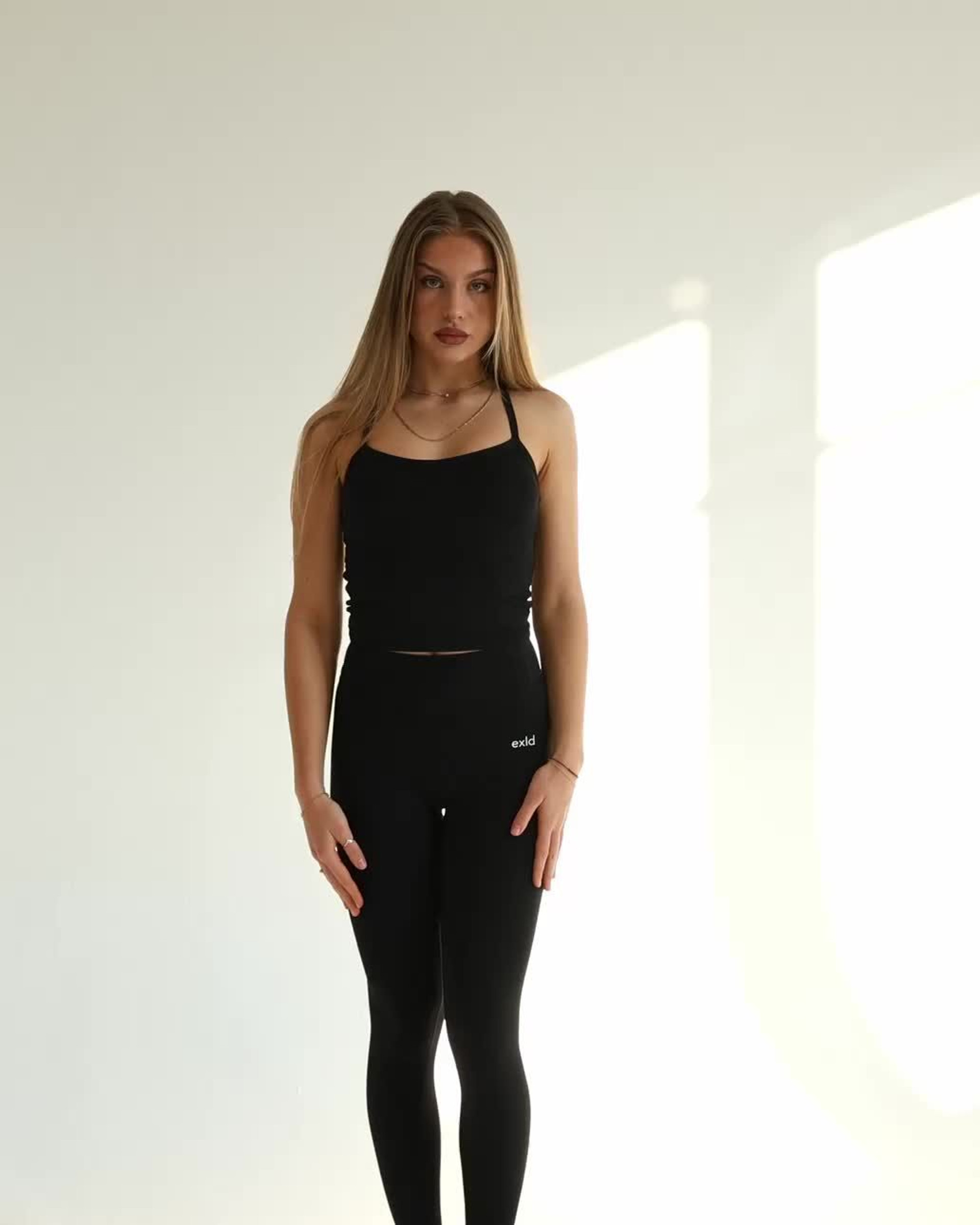 Elite Motion Top