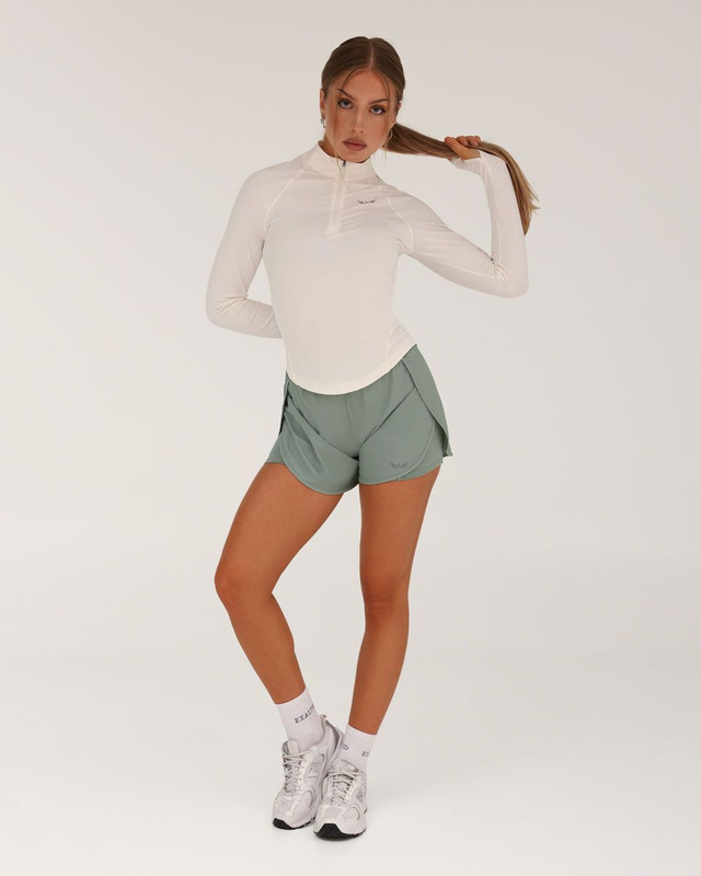 Performance Longsleeve Zip Tee