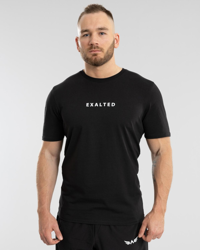 ESSENTIAL T-Shirt